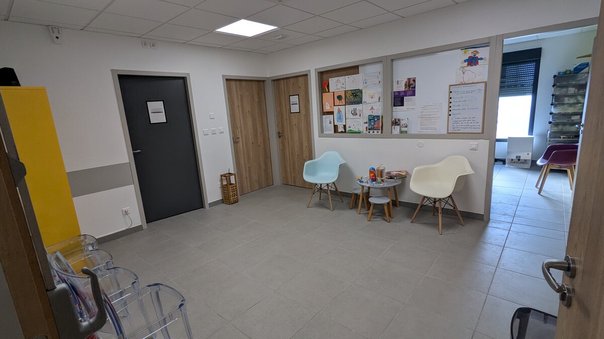 Salle d'attente dédiée Dr FEY